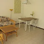 Modern Flat With Balcony At Pineta Apartman *